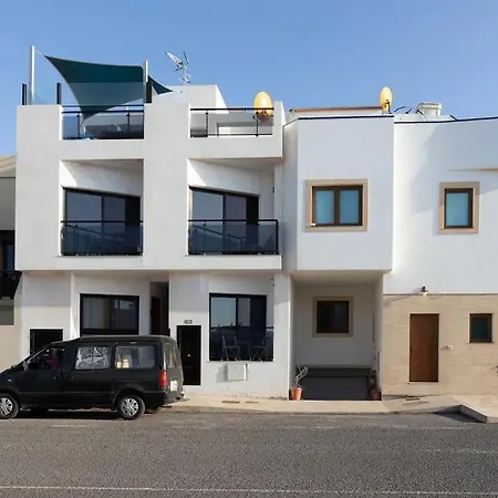 Alamos De *